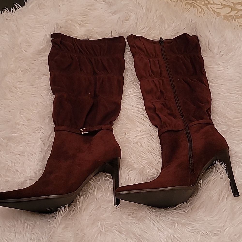 Qupid Ruched Pointed Toe Boots - Picture 6 of 15